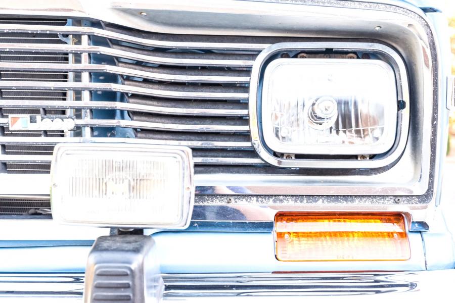 Детали экстерьера Jeep Grand Wagoneer LS1 V8 1984 года  (фото 30 из 179)